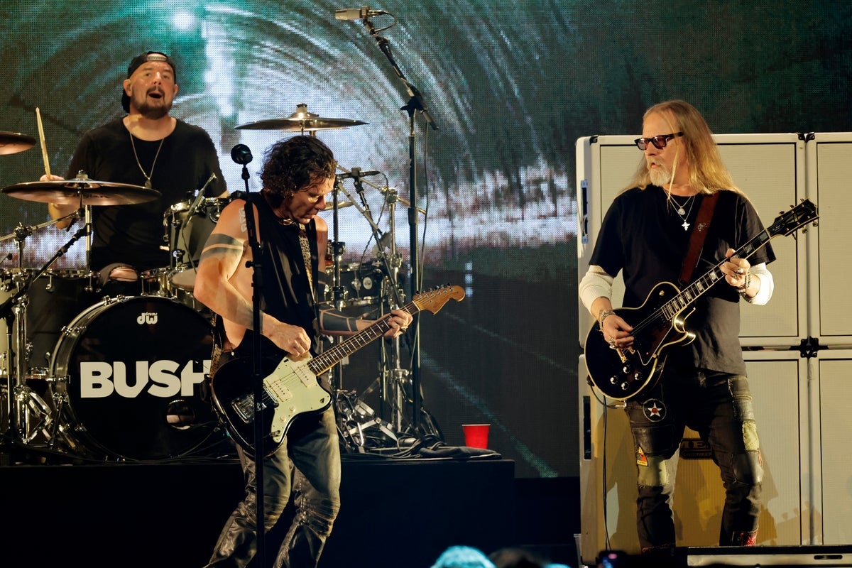 Alice in Chains suddenly cancel tour kickoff show after member's ‘medical emergency'
