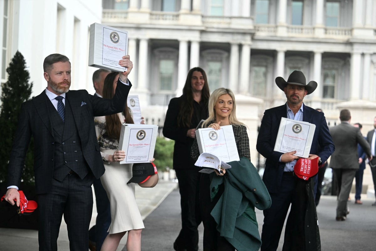 Pam Bondi ‘scrambled' to find Epstein material to appease MAGA after Phase 1 release flopped, report claims
