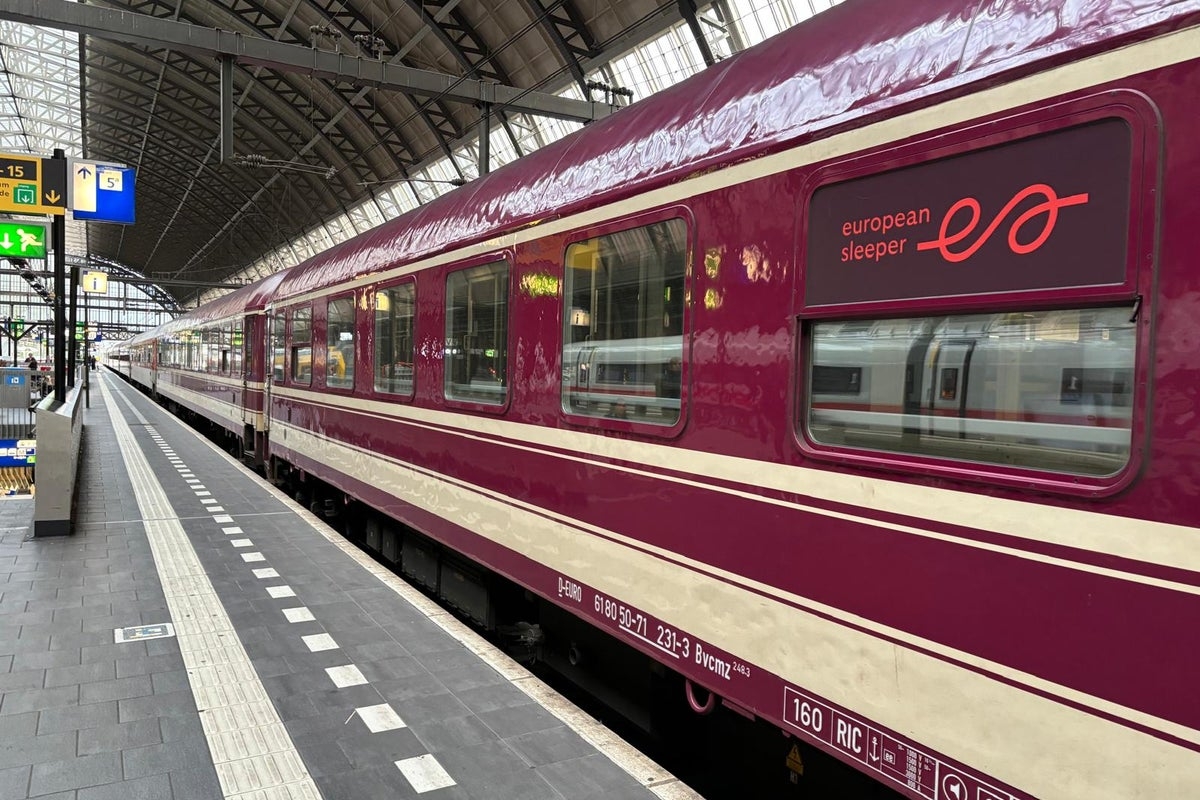New sleeper train to Venice forced to stop 400km short of destination on first journey
