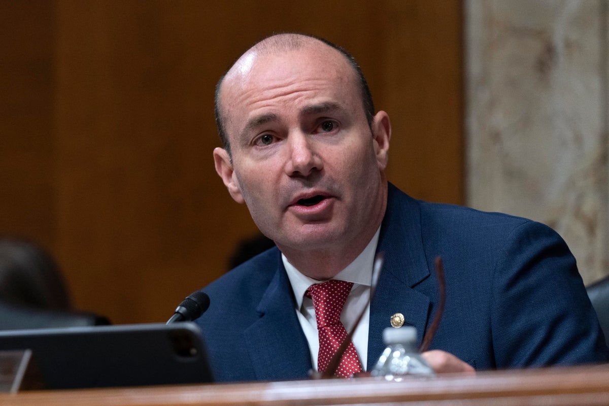 Move to unseat Mike Lee gains steam after Utah senator's tweets mock Minnesota political shootings