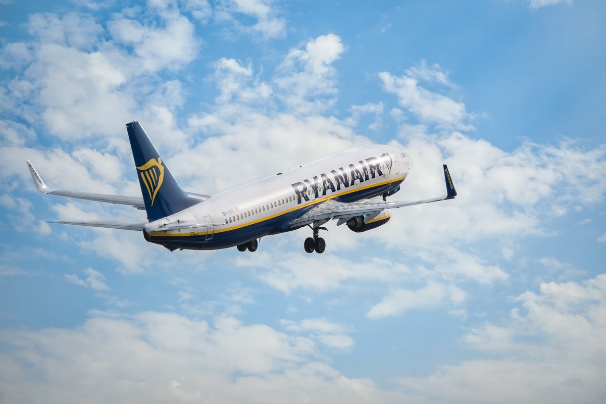 ‘Disruptive' Ryanair passengers kicked off plane as flight from Manchester diverted