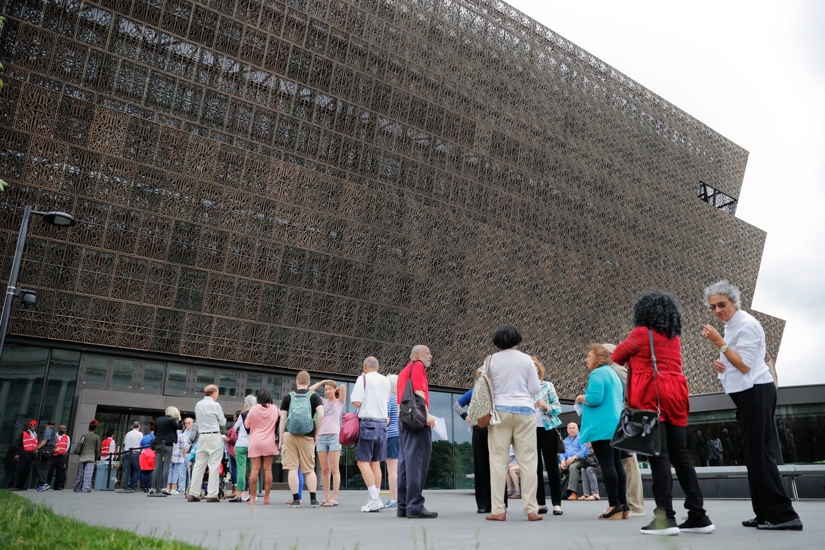 Civil rights leaders alarmed after bible and other artifacts are removed from Smithsonian African-American museum