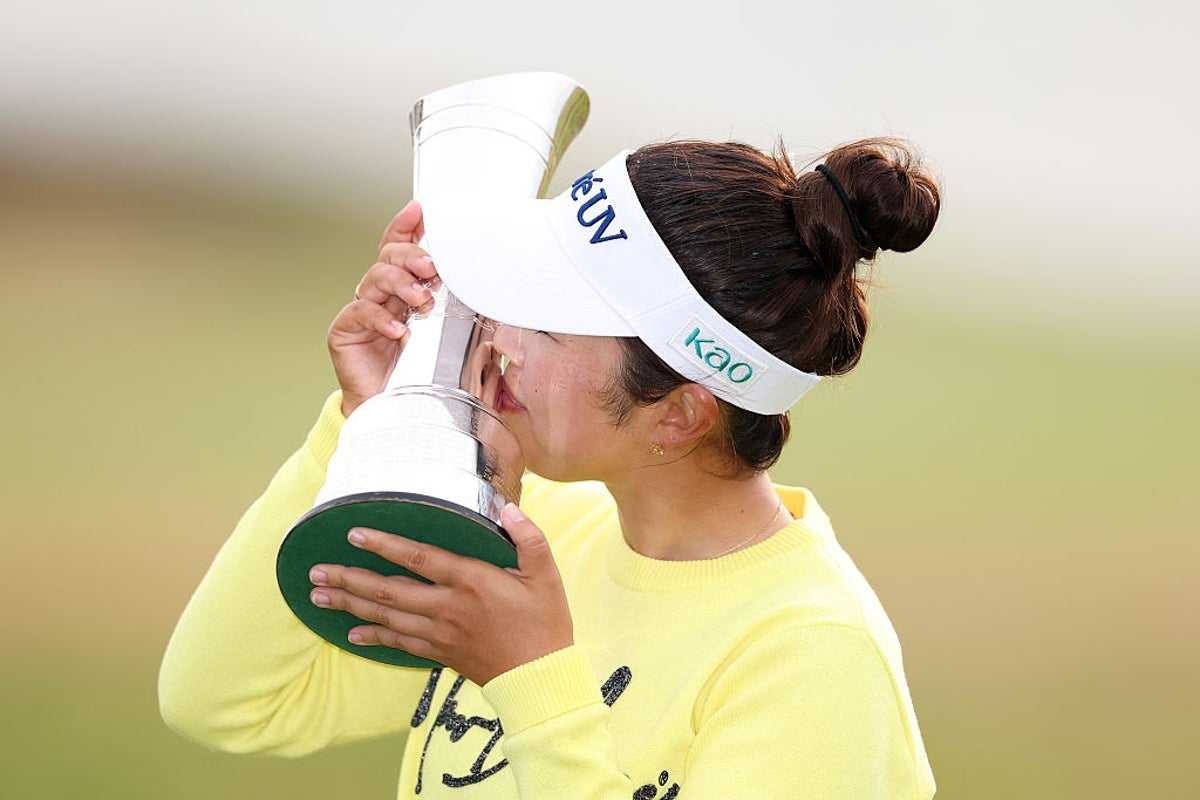 Miyu Yamashita seals Women's Open title as Lottie Woad continues meteoric rise
