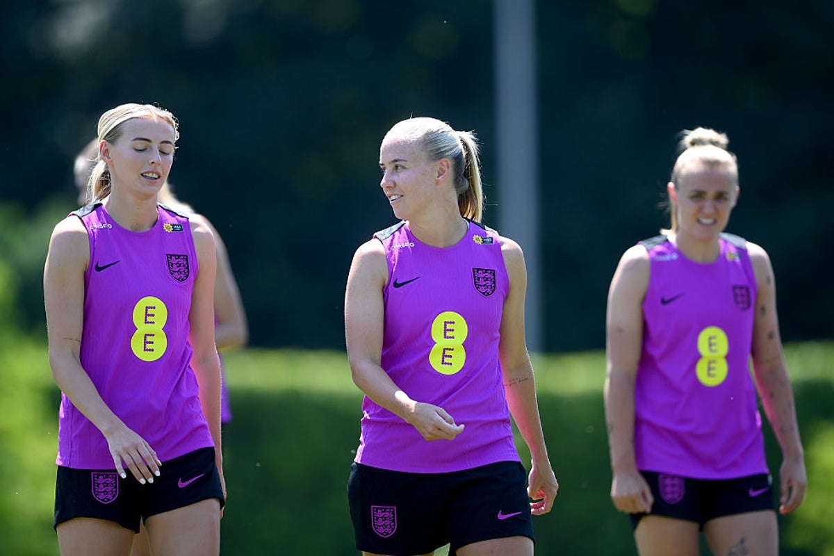 Cooling vests, slush puppies, and cryotherapy: How England are battling the heat at Euro 2025