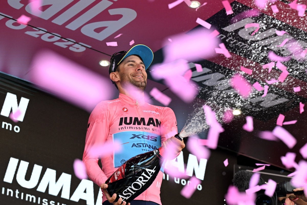 Who is leading the Giro d'Italia? Maglia rosa and general classification standings