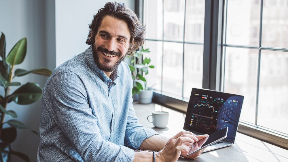 Shopify: Buy, Sell, or Hold in 2025?
