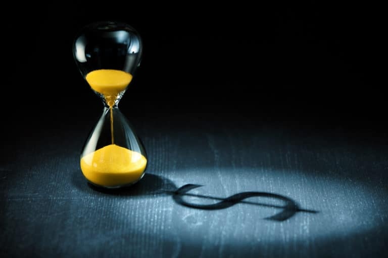 2 Canadian Blue-Chip Stocks to Buy Before it's Too Late