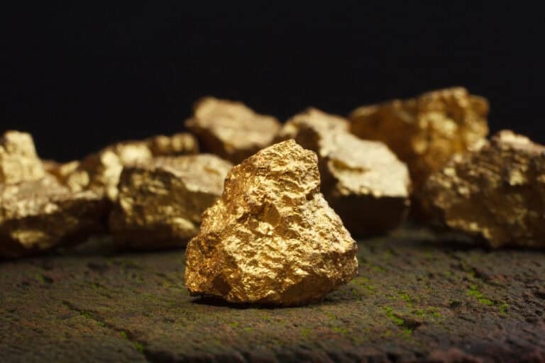 Should You Buy Kinross Gold While it's Below $21?