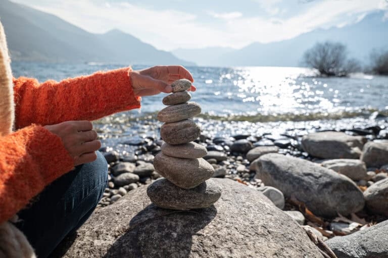 2 Canadian Stocks to Buy and Hold for Life