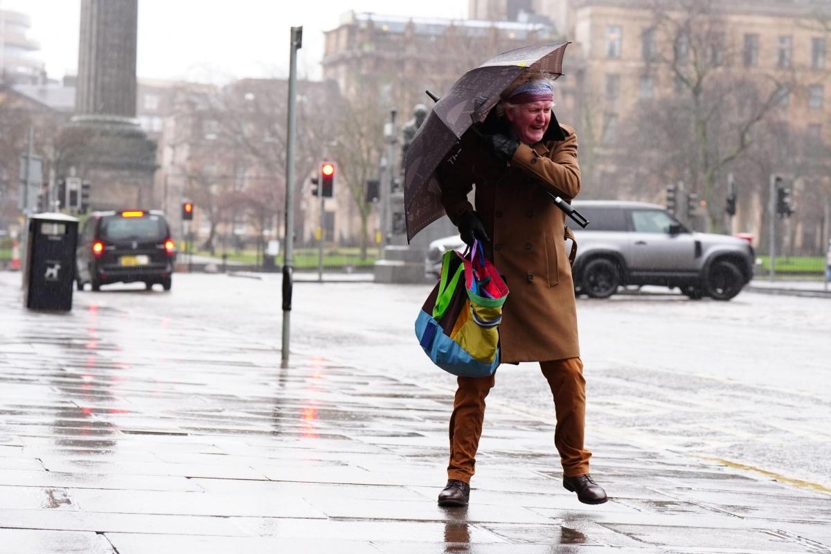 Safety advice for Scots as 'danger to life' warning issued for Storm Floris