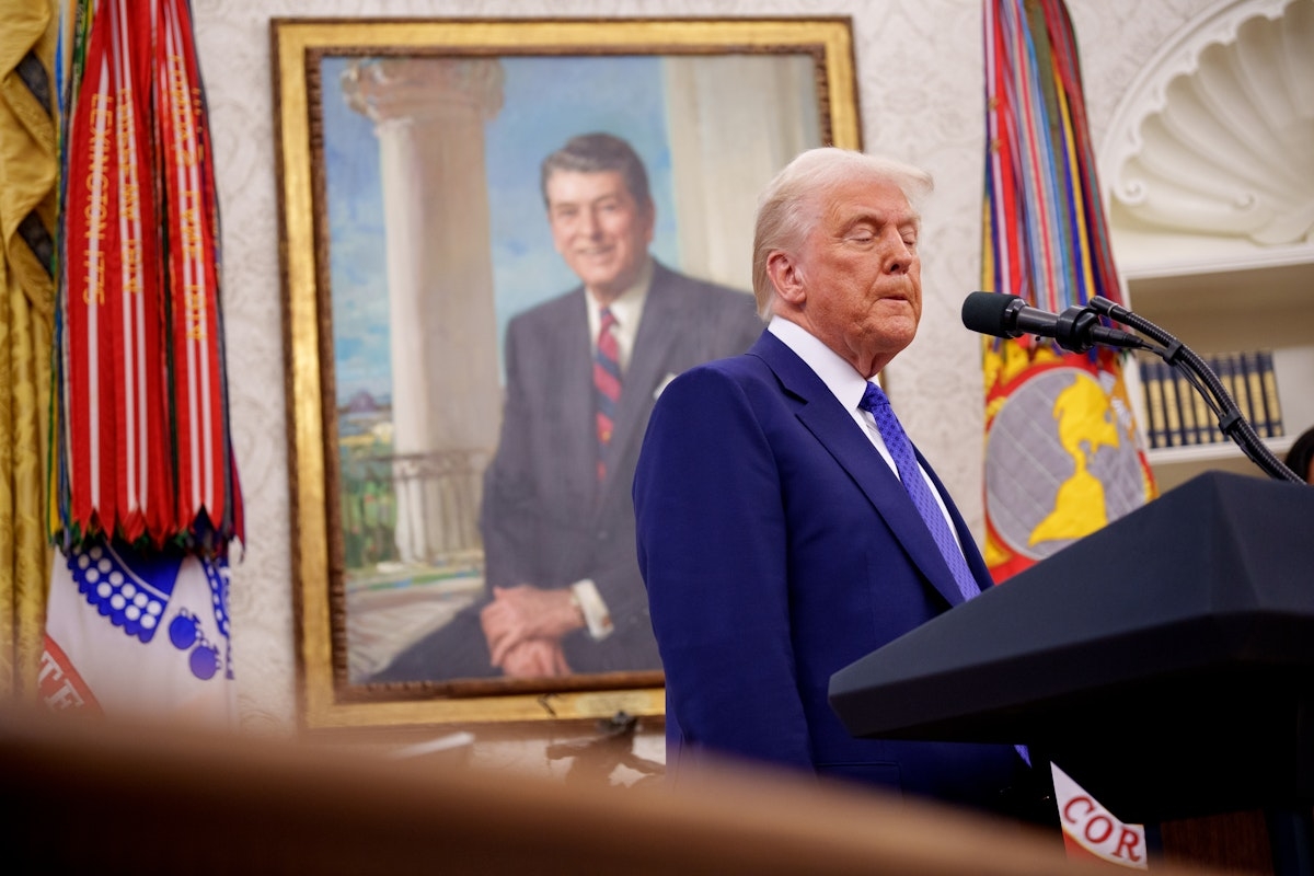 Trump Complains About Magnets in Unintelligible Rant