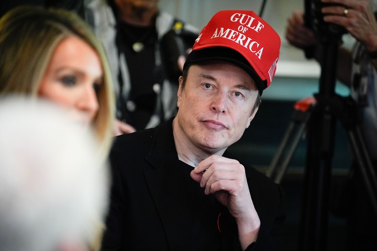 Elon Musk Is an Evil Piece of Garbage—and an A-Level Fraud Too