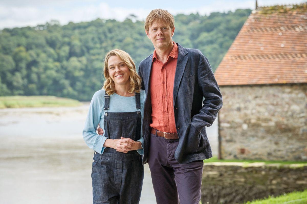 Beyond Paradise's Kris Marshall reveals DI Humphrey inspiration after 10 years