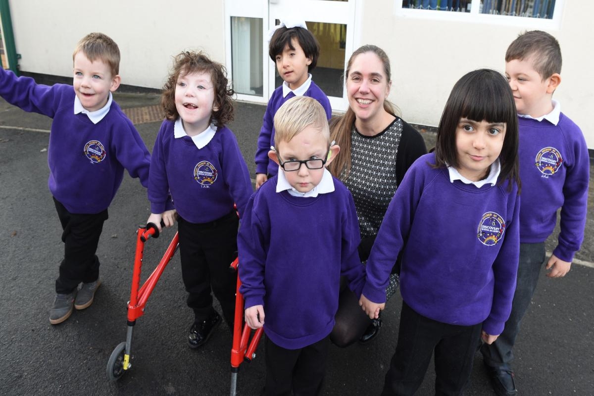 College students design workshops for special needs school kids