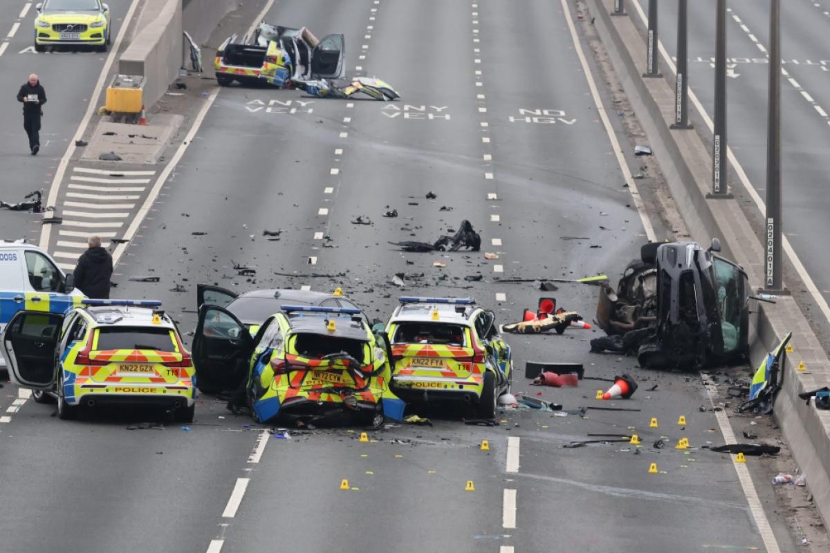 Two arrested after A1 pursuit crash that saw seven officers rushed to hospital