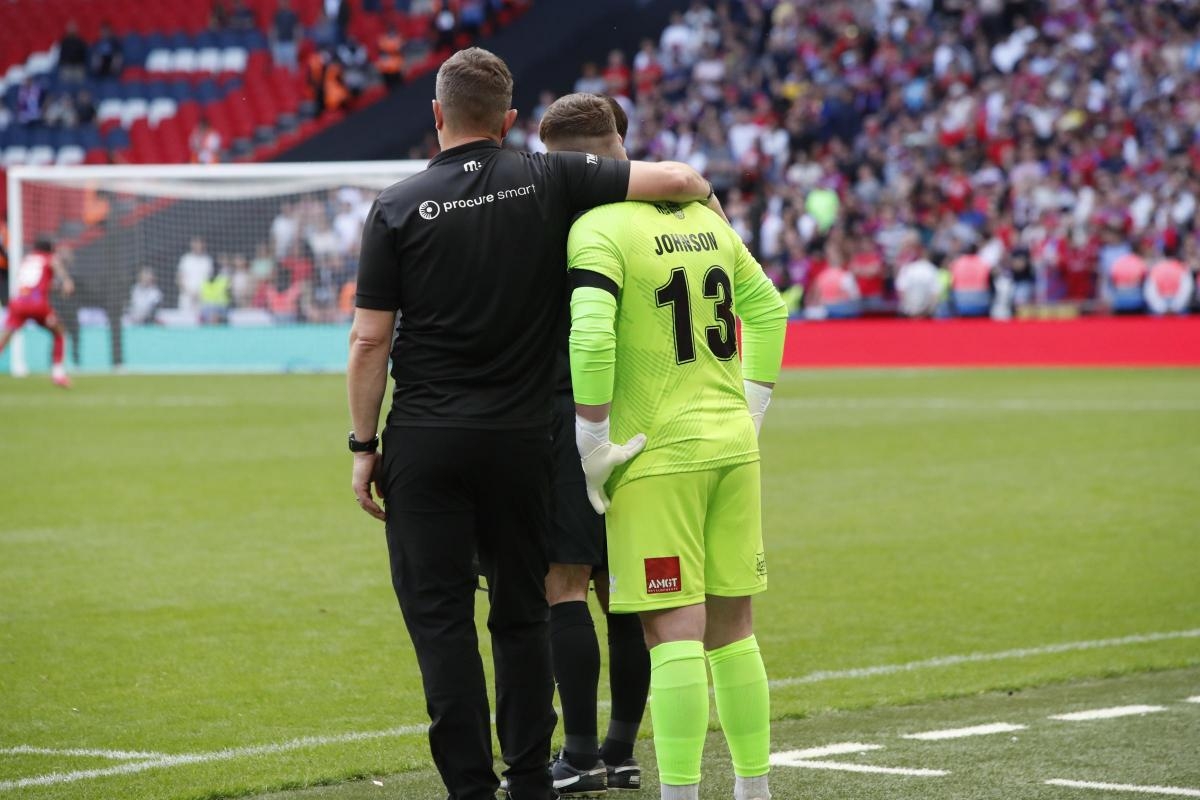 Spennymoor Town rocked by family tragedy as Graeme Lee & club pay emotional tribute