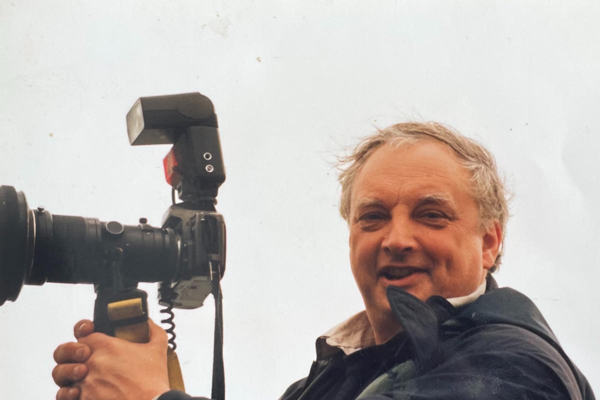 Tributes paid to 'local legend' and renowned Cornish photojournalist