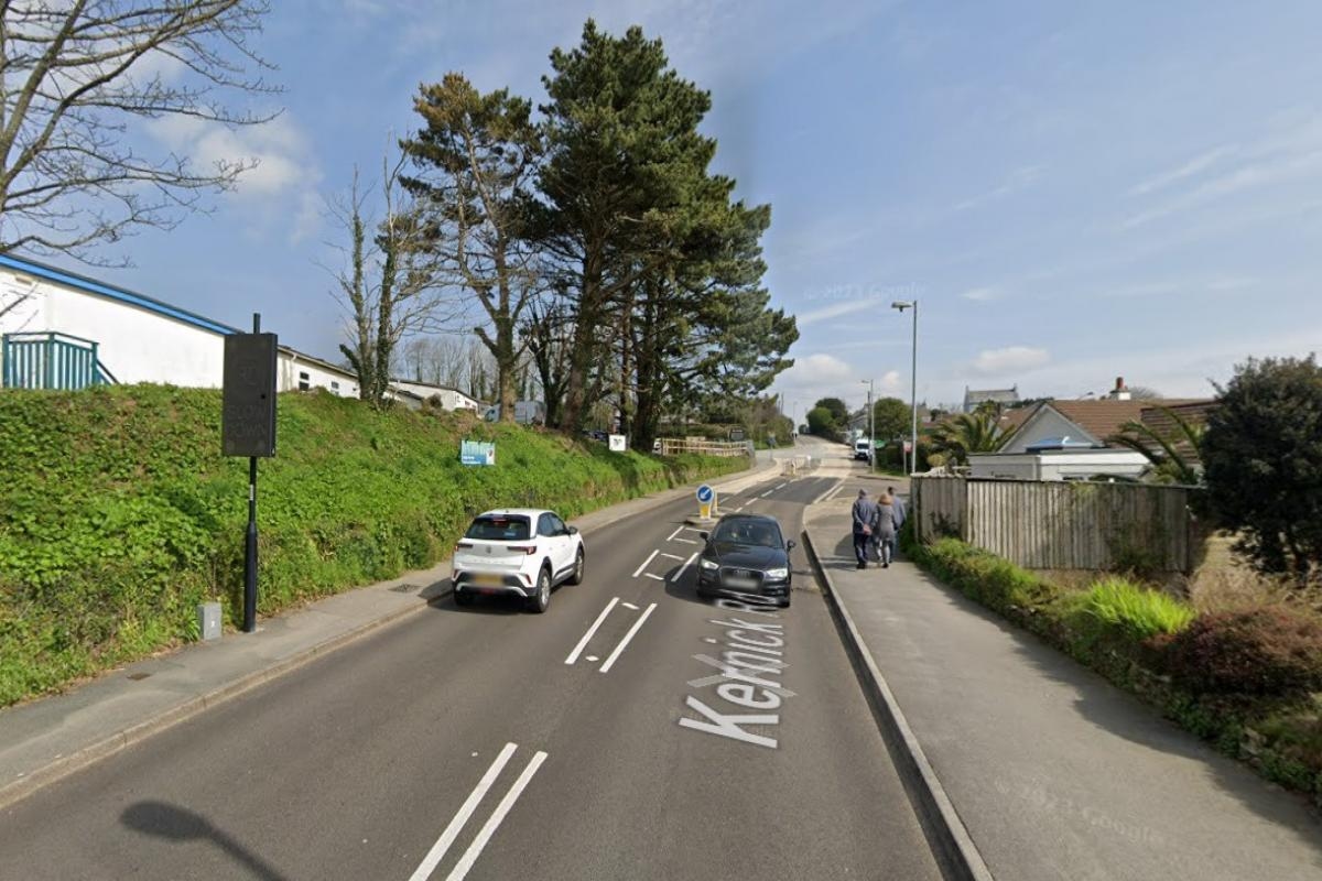 Gas upgrade project with multiple traffic lights will last until past Christmas