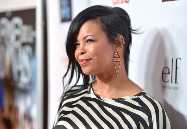 Wait, EnVogue's Dawn Robinson Says She's 'Not Homeless But Lives in Her Car Because of What ?!!!