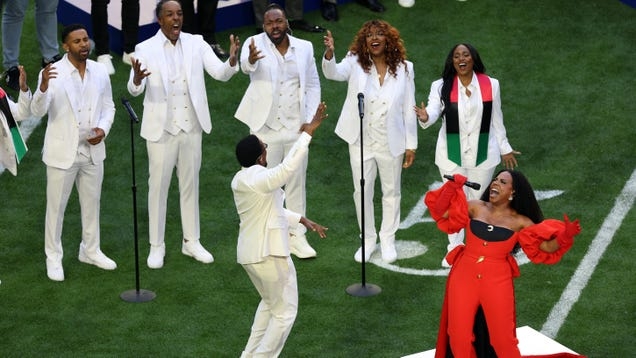 Conservatives Are Threatening To Boycott Super Bowl Over This Black Source of Pride?