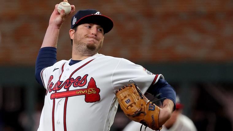 Tigers sign former World Series champion to boost bullpen