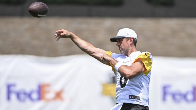 Mike Tomlin confirms he knew Packers legend Aaron Rodgers was signing with Steelers pre-NFL Draft