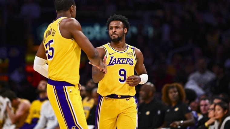 Lakers cut ties with 61.9% shooter in favor of No. 1 scorer in college basketball