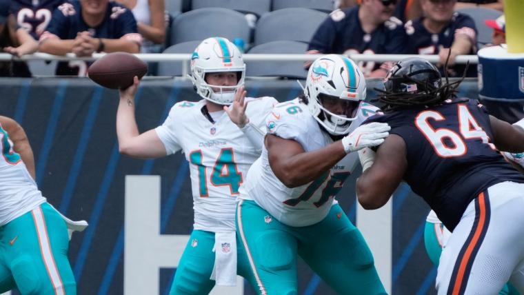 Quinn Ewers debut grades: Dolphins rookie QB flounders with two fumbles in preseason outing vs. Bears