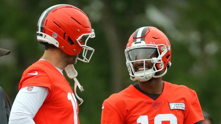 Browns predicted to ditch Shedeur Sanders, Joe Flacco in trade for $180 million QB