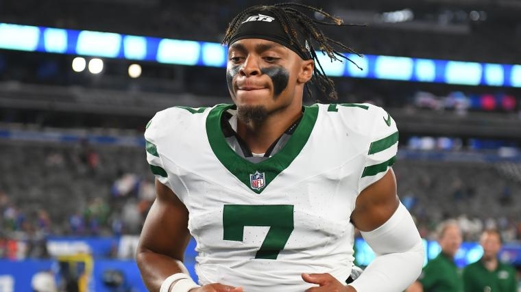 Jets trade idea reunites Justin Fields with former Maryland star