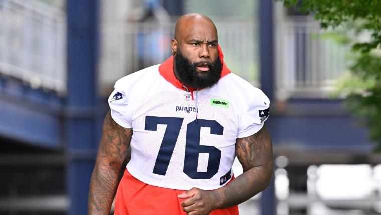 Should the Patriots be worried about Morgan Moses?