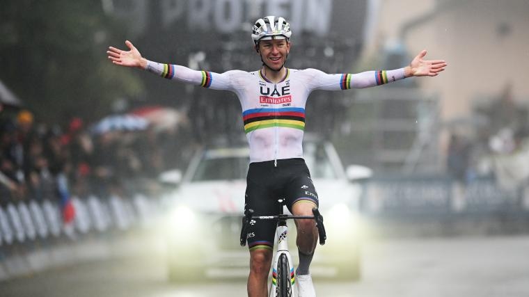 Tadej Pogačar crashes at Stage 11 of 2025 Tour de France