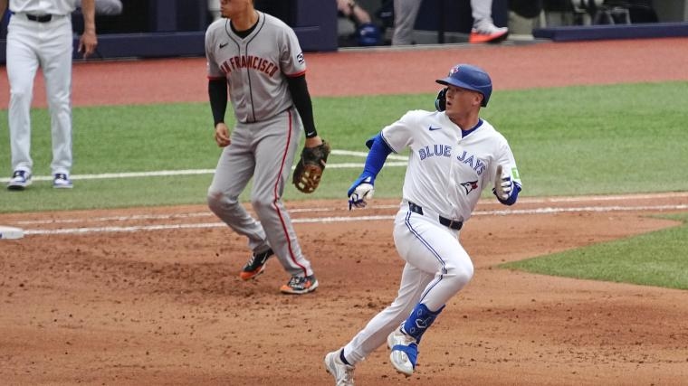 Blue Jays' infielder leaving team for Hall of Fame reason