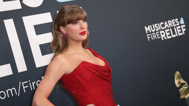 Taylor Swift looking at Las Vegas venues amid 'The Life of a Showgirl' announcement