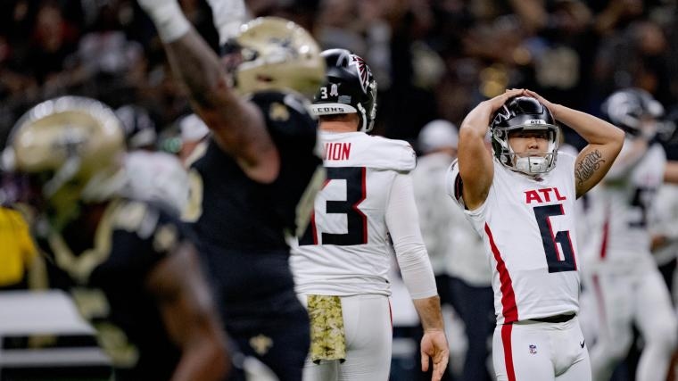 Falcons' kicking competition heats up with monster field goal by German-born Lenny Krieg vs. Younghoe Koo