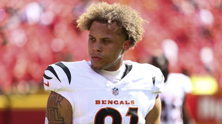 Polarizing Bengals weapon misses practice with injury, details unknown