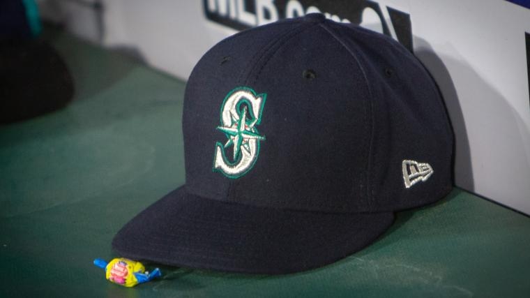 Cardinals predicted to trade pair of veteran relievers to Mariners