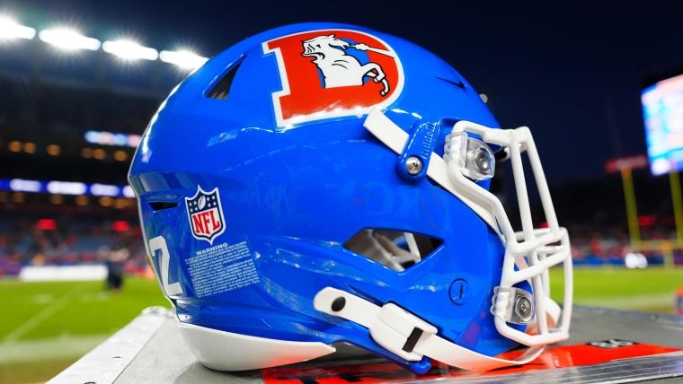 Broncos offensive lineman carted off in preseason game against Cardinals