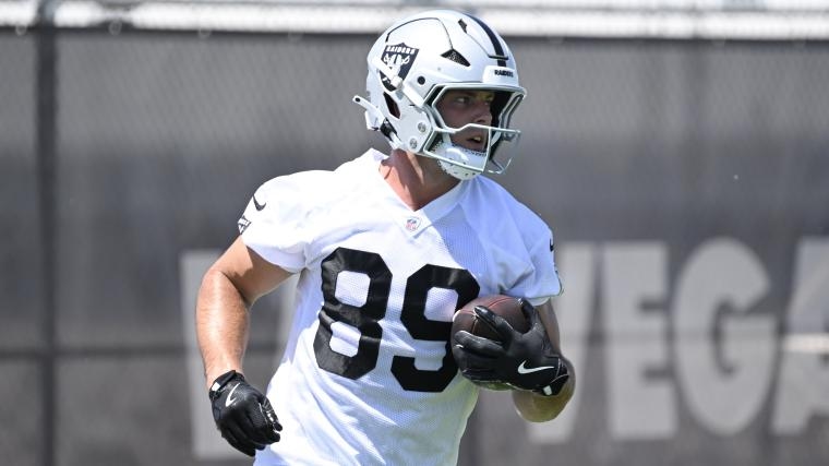 Raiders' Brock Bowers has a new haircut after record-setting rookie season
