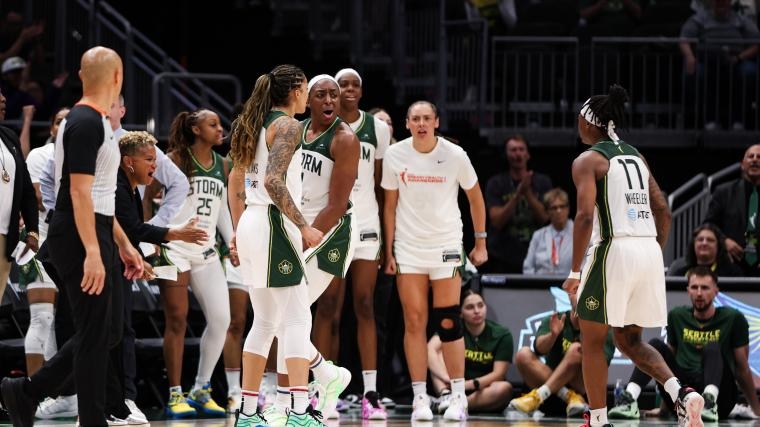 Seattle Storm trade for 15.4 PPG scorer while dealing away player, pick to chase playoffs