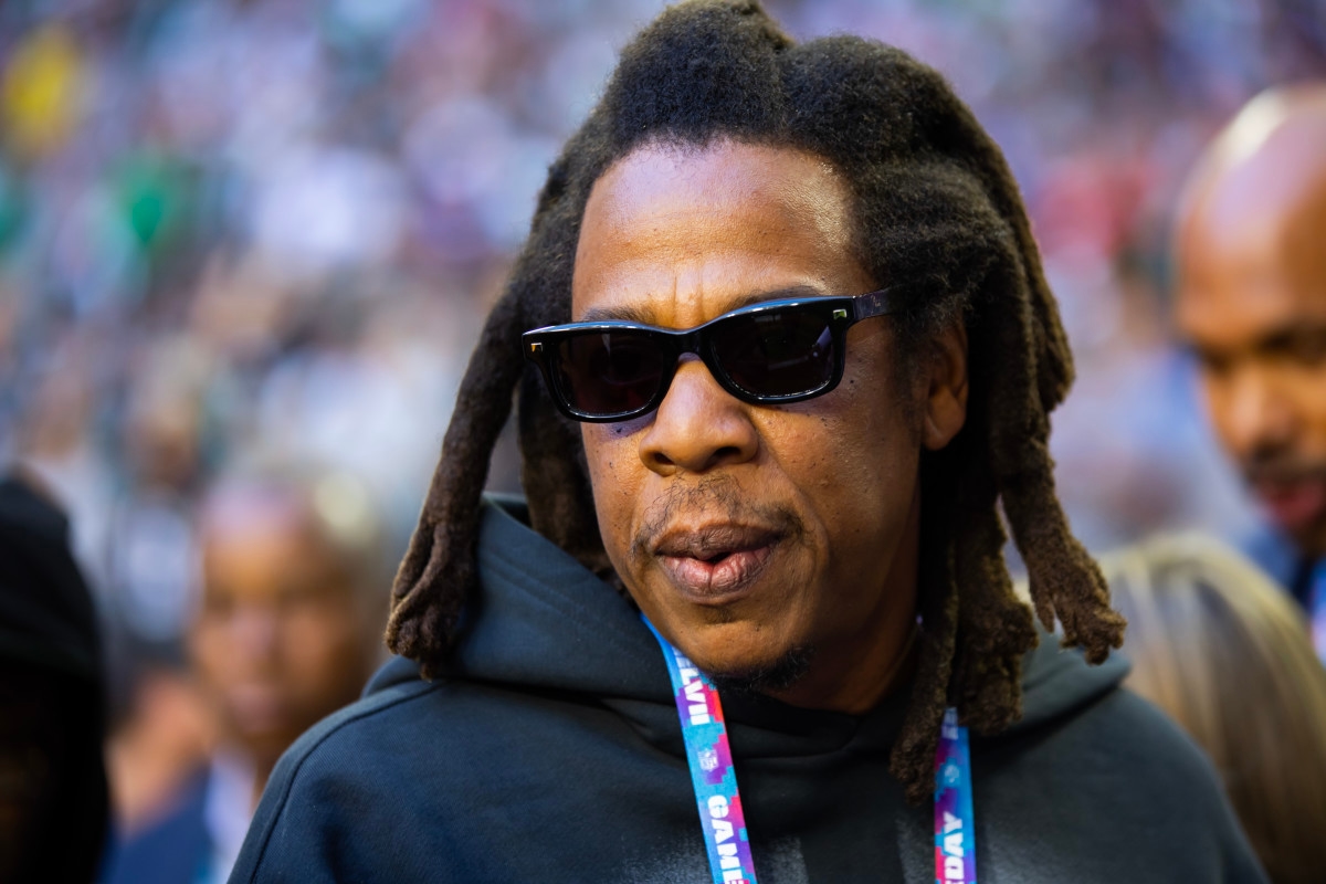 JAY-Z, Roc Nation Call Out Jerry Jones For 'False Statement'