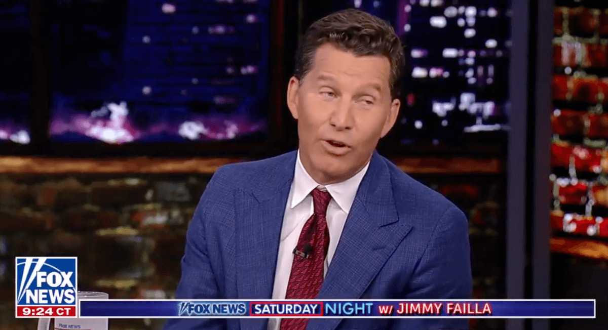 Fox News Host Has 1 'Problem' With Male NFL Cheerleaders