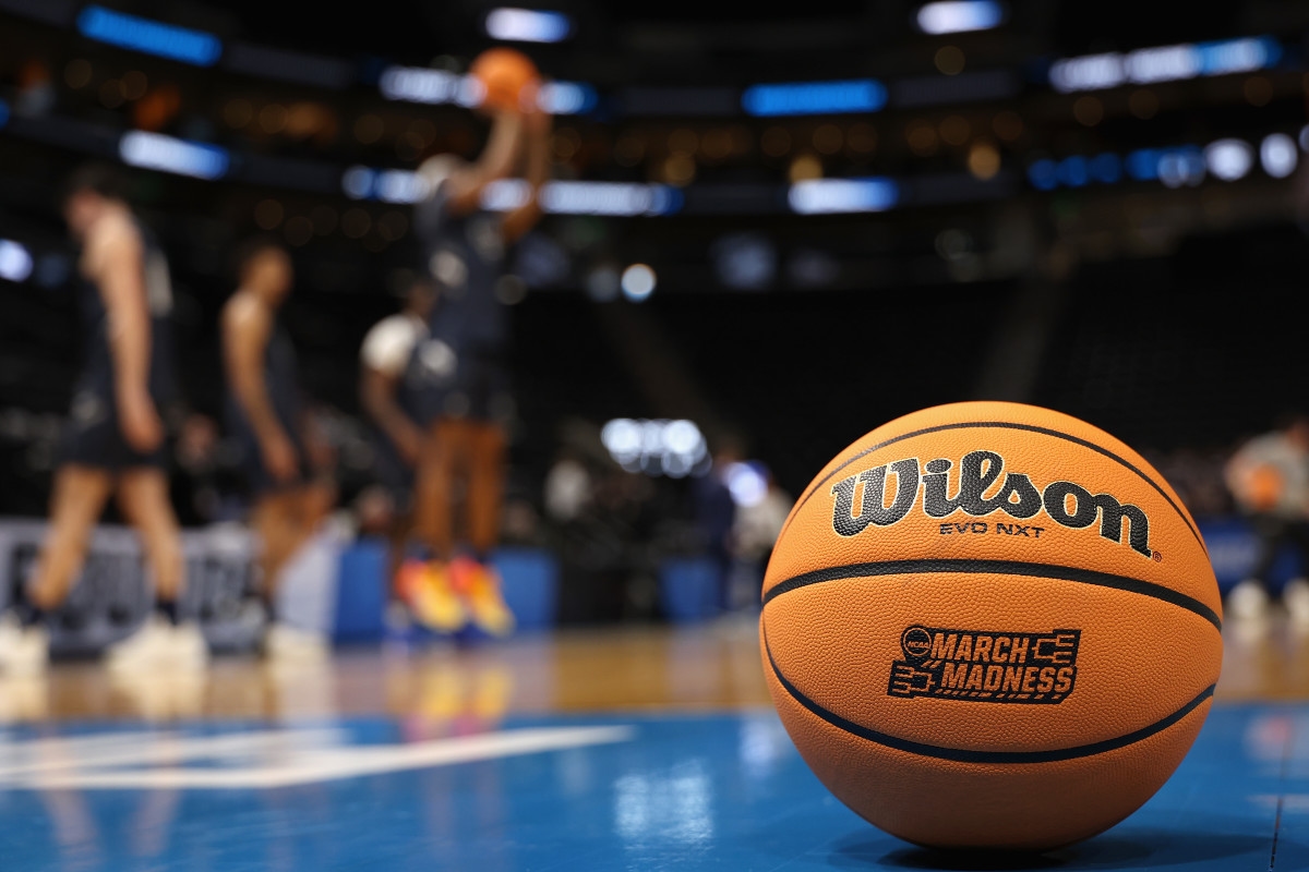 Prayers Pouring In After College Basketball Coach Dies At 34