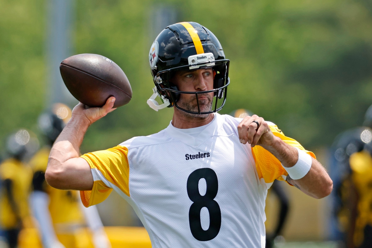 Aaron Rodgers Had Strong Message For Steelers Legend Terry Bradshaw