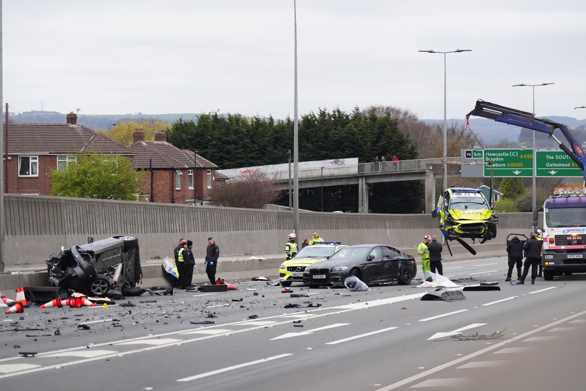 2 People Killed In 'Horrific' U.S. Highway Crash Sunday