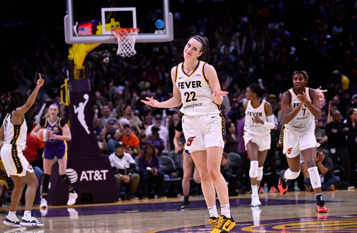 Caitlin Clark Recruiting WNBA All-Star To Indiana Fever