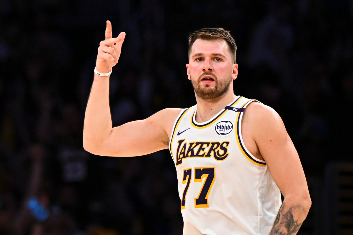 Magic Johnson Reacts To Photo Of Slimmed-Down Luka Doncic