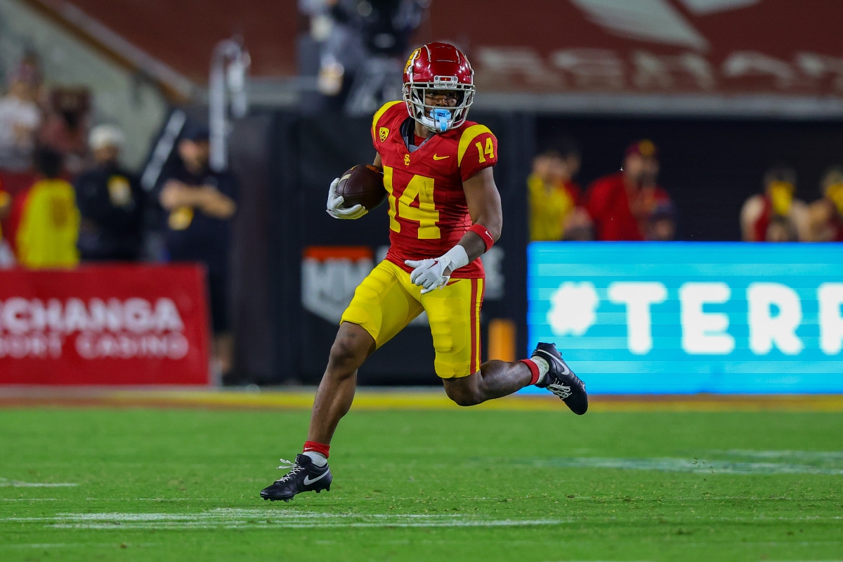 3 Big Ten Uniforms Named Perfect, "They're 10/10"