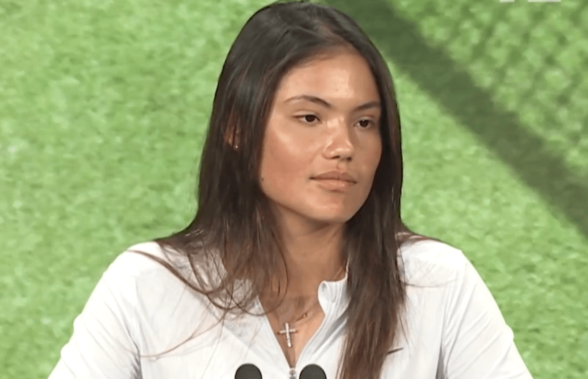 Tennis Reporter Gets Ripped For 'Unprofessional' Emma Raducanu Question