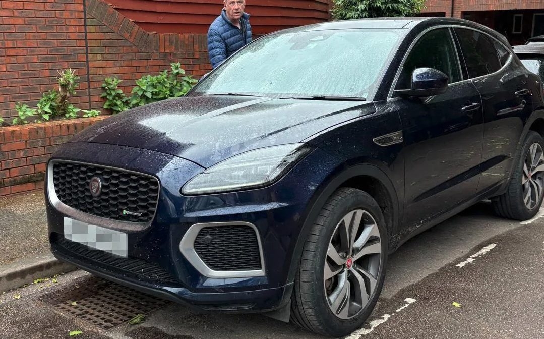 Couple ‘steal back' their own Jaguar after police fail to help